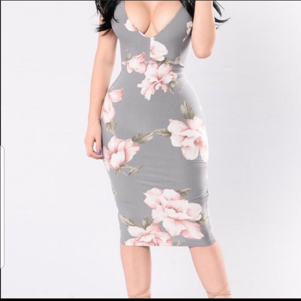 Fashion Nova Dress Midi Low Cut Back Flower Pink